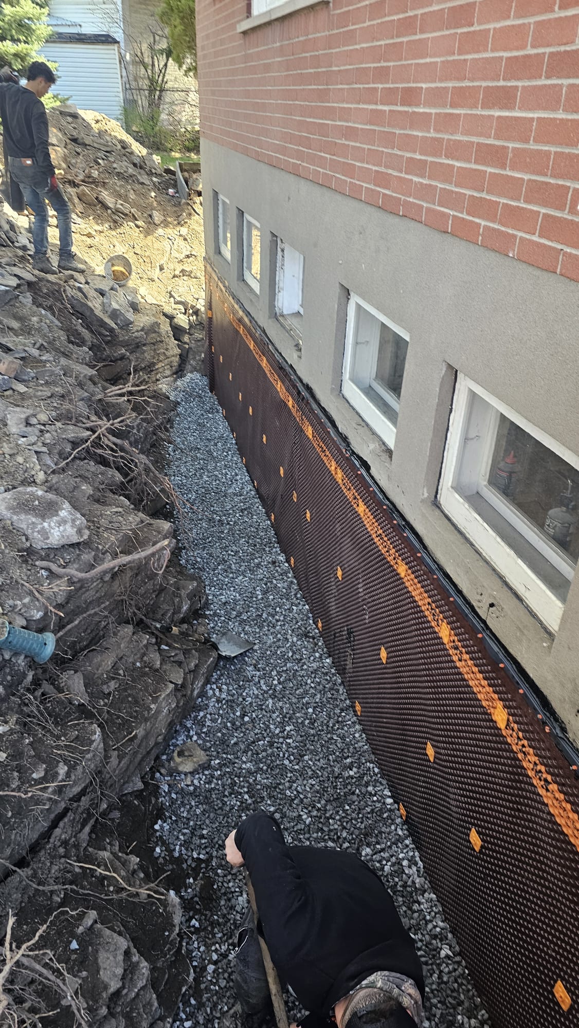 Installation du drain perforé