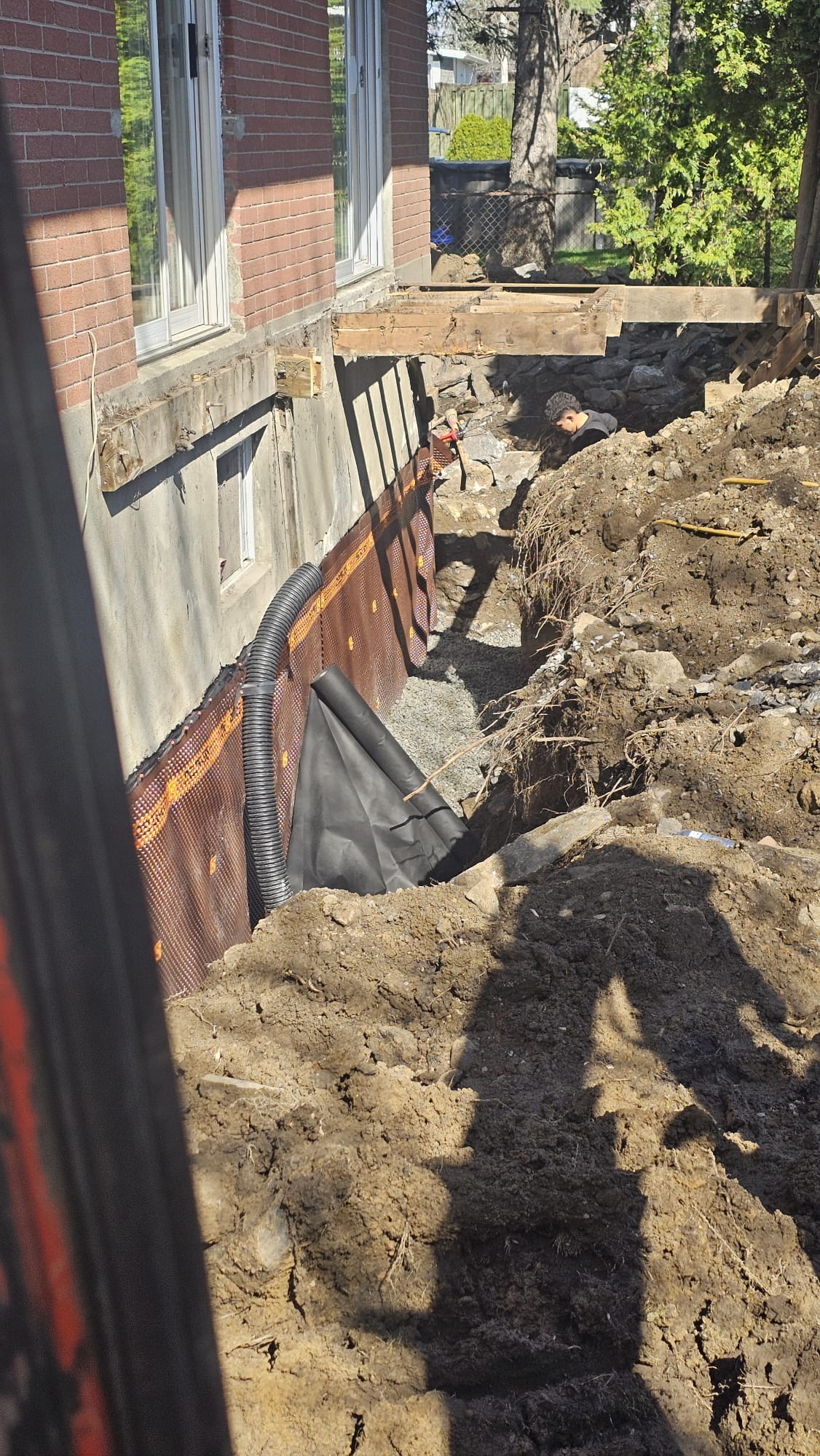 Remblayage avec gravier drainant